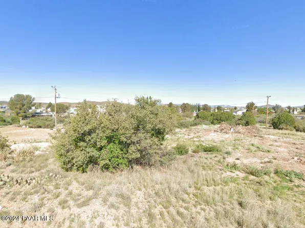 20592 E Ash Creek Rd, Mayer, AZ 86333