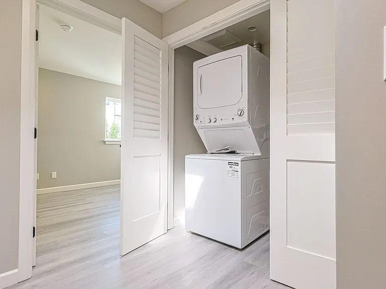 5261 Harmony Ave — Photo 21