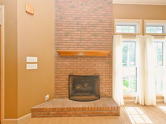 5th image of 308 Orchard Park Dr