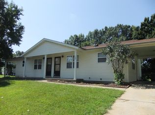 107 Laura Dr, Saint Peters, MO 63376