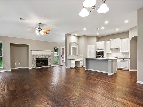4th image of 3504 Tanyard Ct