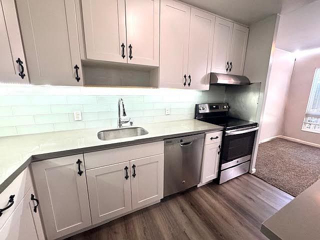1st image of 928 Peninsula Ave APT 201