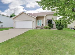 300 Carriage Hills Rd, Normal, IL 61761