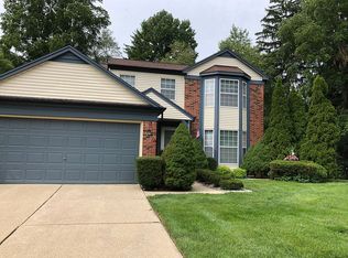 3000 Turnberry Ln, Ann Arbor, MI 48108