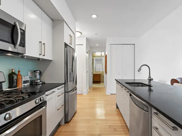 4 Beacon Way APT 1603, Jersey City, NJ 07304