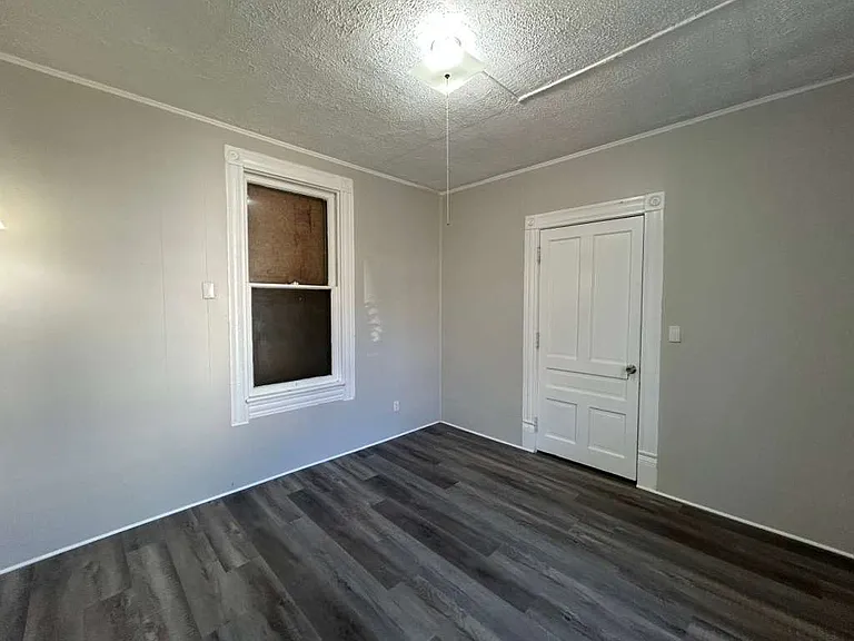 9300 Madison Ave #1 — Photo 5