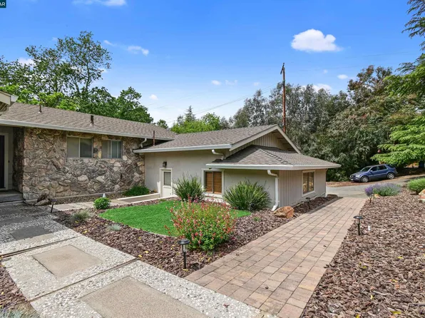 291 Nob Hill Dr, Walnut Creek, CA 94596