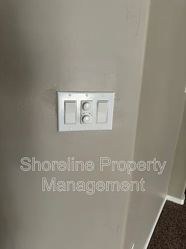 511 Diamond Lake St Photo 1