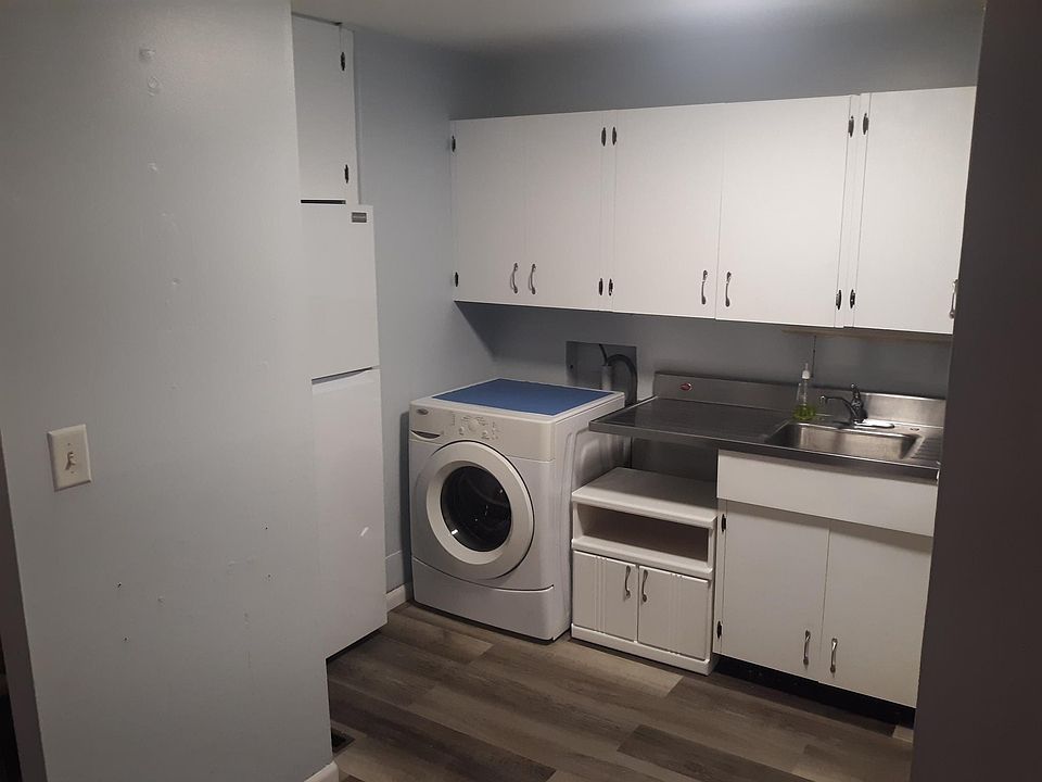 1st image of 4611 Mott Way