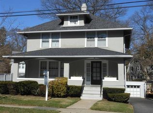 16 Hawthorn Rd, Milton, MA 02186