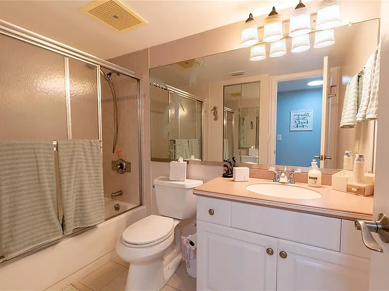 17900 Gulf Blvd #11C — Photo 38