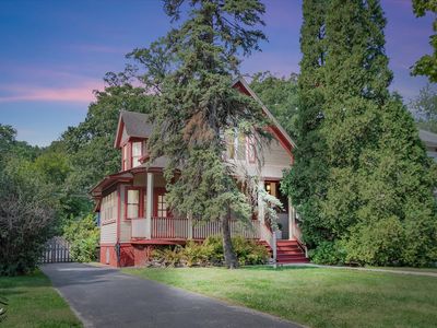 9806 S Vanderpoel Ave, Chicago, IL, 60643