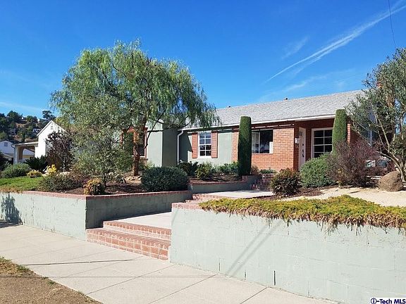 2nd image of 3001 Sagamore Way