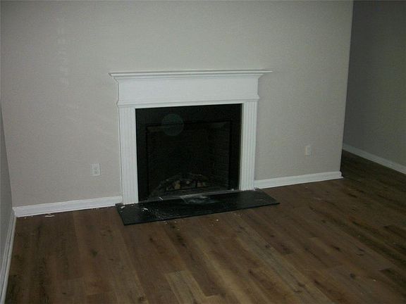4th image of 295 Winding River Dr Unit K