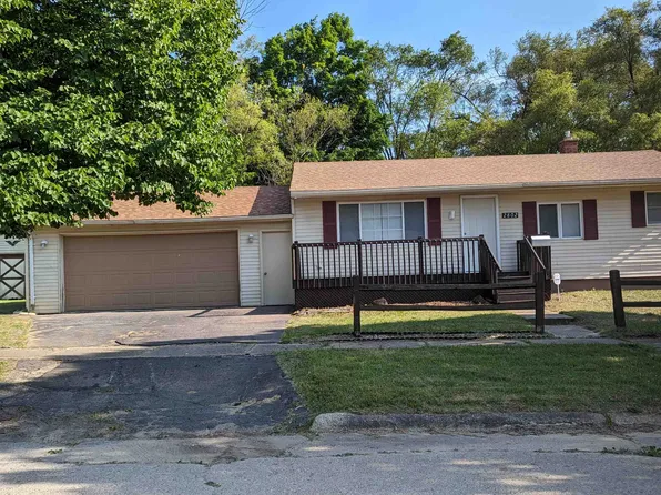 2802 Wilton Pl, Flint, MI 48506