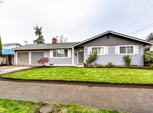 1424 1st St, Springfield, OR 97477