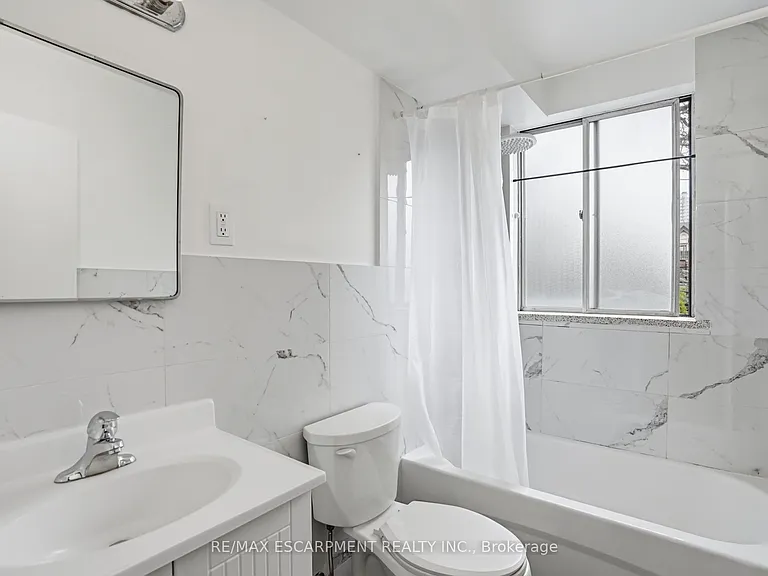 36 Ray St S #5 — Photo 18
