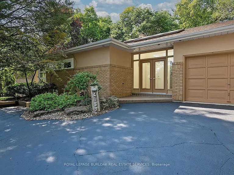 4189 Inglewood Dr — Photo 2