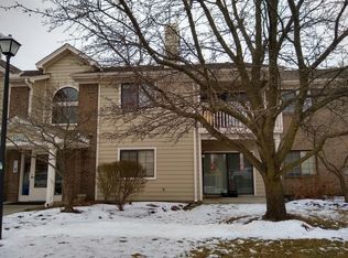 6711 Meadow Creek Dr UNIT 104, Columbus, OH 43235