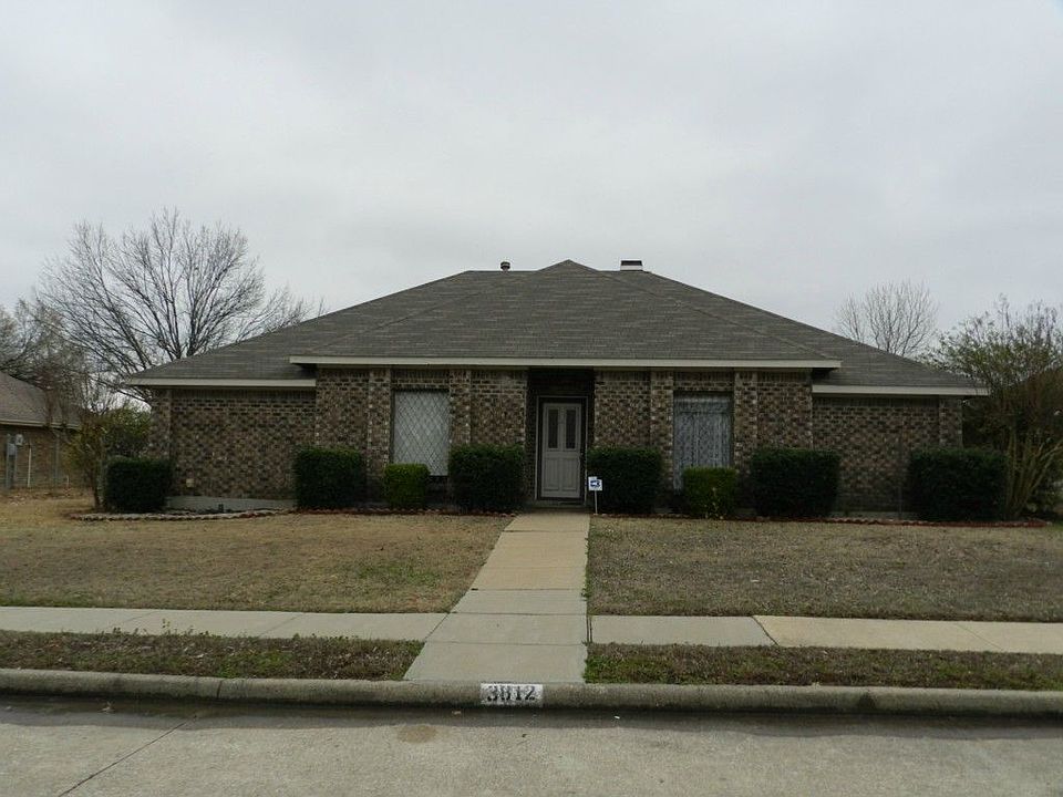 1st image of 3812 Brookglen Dr