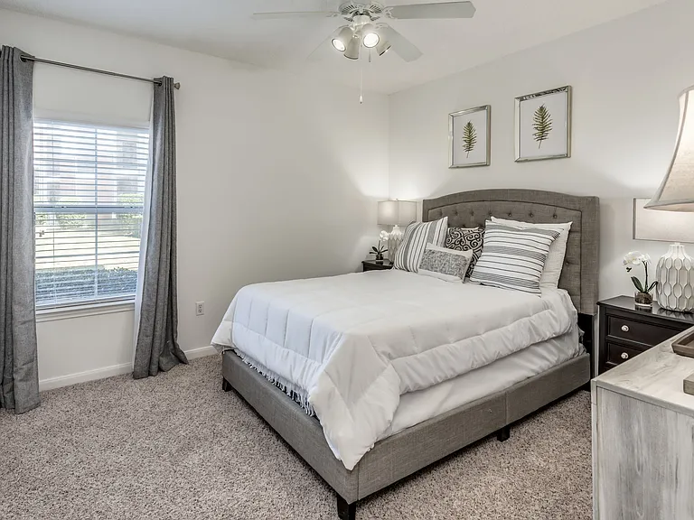2BD, 2BA - 1150SF - Primary Bedroom