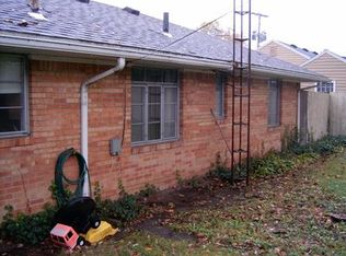 1921 Berdan Ave, Toledo, OH 43613