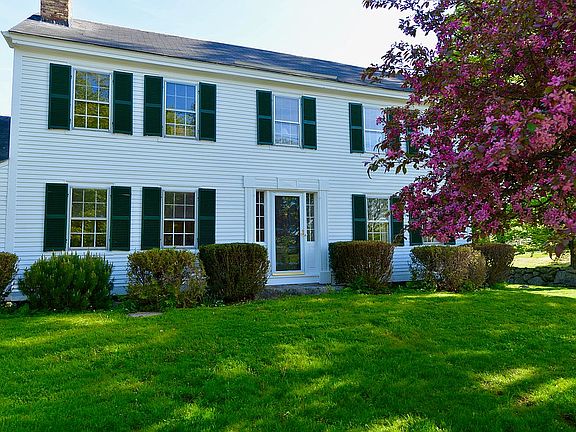 Classic 2 over 2 Colonial