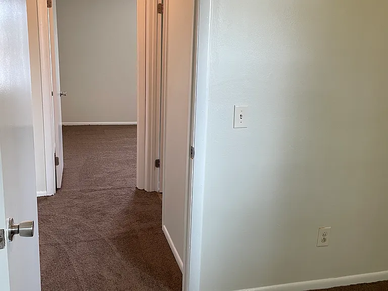 324 Peggy Dr — Photo 7