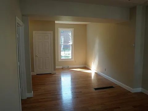 177-179 Davenport Ave #2 — Photo 25