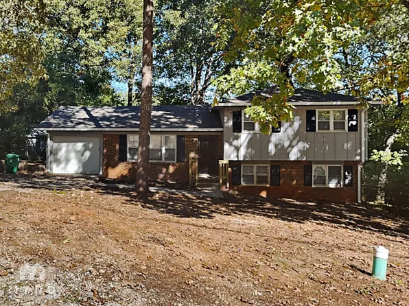 2491 Crestdale Cir, Atlanta, GA 30316