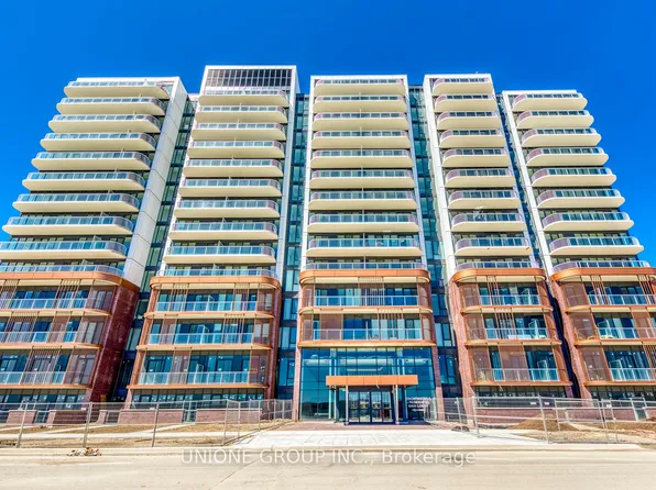 220 Missinnihe Way #1015, Mississauga, ON L5H 0A9