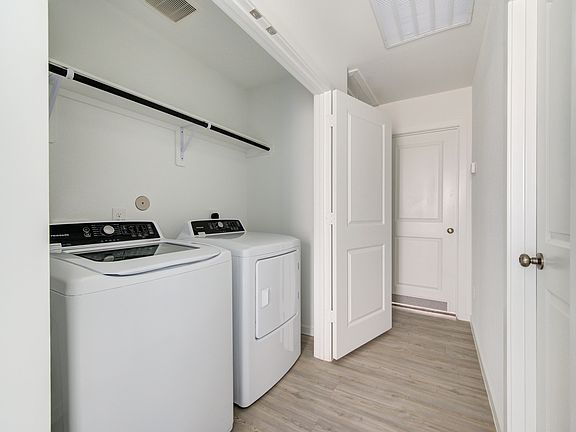 4th image of 26811 Prairie Smoke Ln