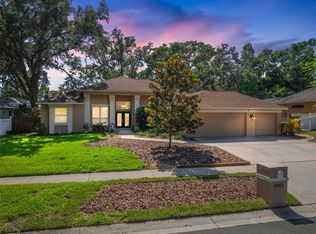 2903 Manor Ridge Pl, Valrico, FL 33596