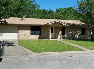 606 Hunter St, Bonham, TX 75418