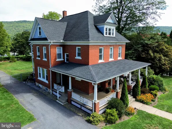419 S Richard St, Bedford, PA 15522