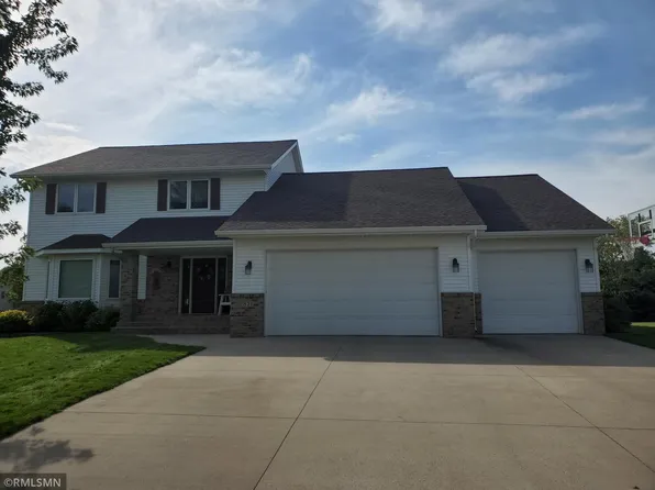 821 Maplewood Ave, Litchfield, MN 55355