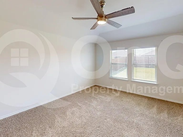 6534 Whitecap Dr — Photo 9