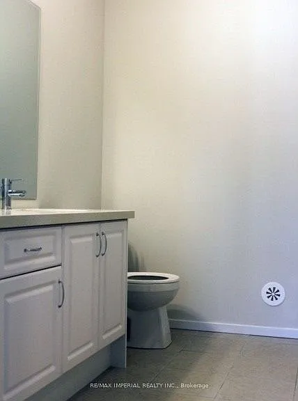 16 Thomas Armstrong Ln — Photo 7