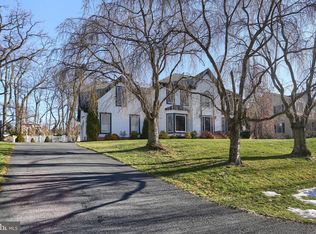 843 Zurich Dr, Hummelstown, PA 17036