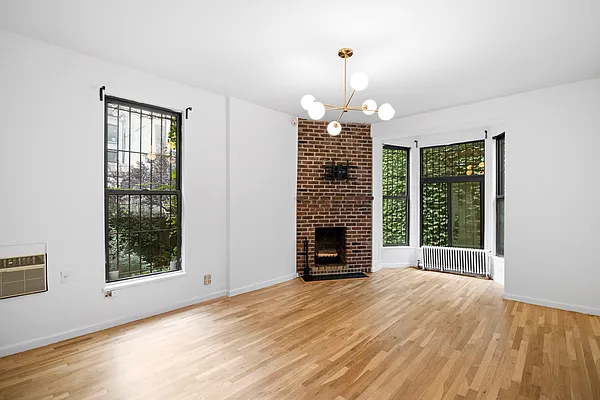 Rented by Mont Sky Real Estate | media 31