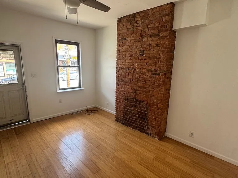 4520 Liberty Ave — Photo 10