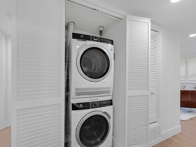 2111 Latham St #307 — Photo 70