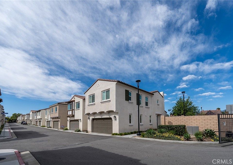 1st image of 202 Bonita Ln