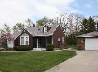 327 N Addison Rd, Wood Dale, IL 60191