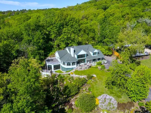 28589 Lake Avenue Way, Frontenac, MN 55026