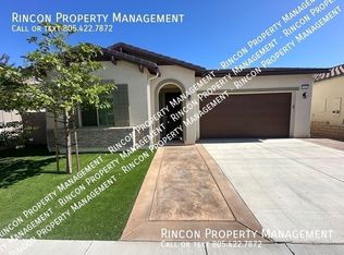 2164 Pomegranate St, Santa Paula, CA 93060