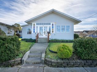 1403 5th St, Tillamook, OR 97141