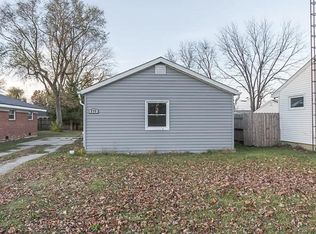 715 Sackett St, Maumee, OH 43537