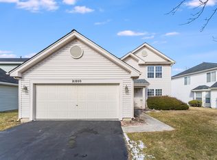 21800 W Knollwood Dr, Plainfield, IL 60544
