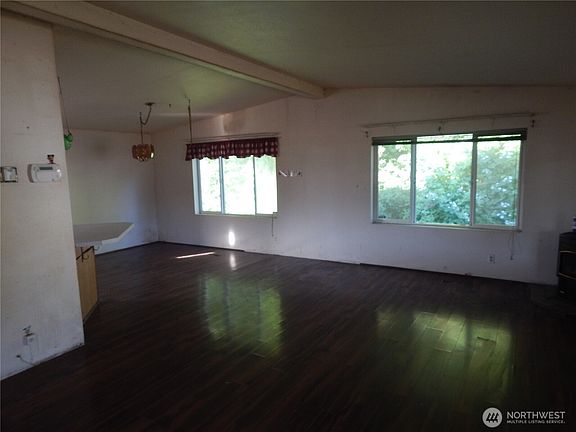 5th image of 222 Salmon Street